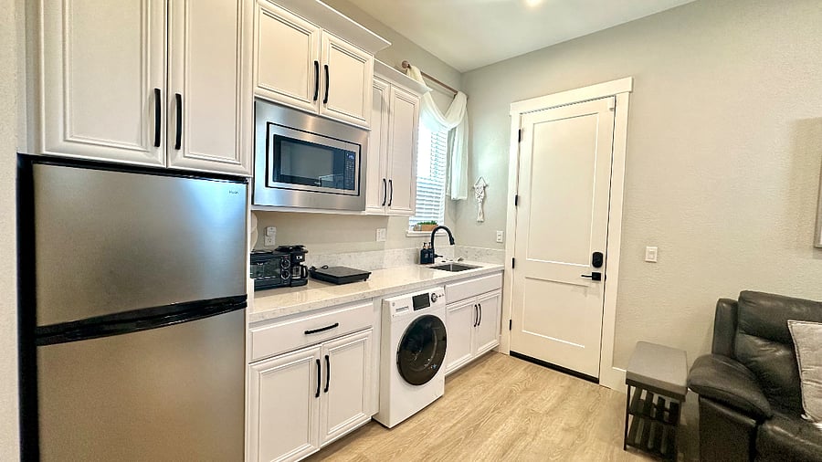 Furnished Finder property 837286_1 photo 9