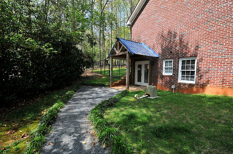 walkway to apartment's front door