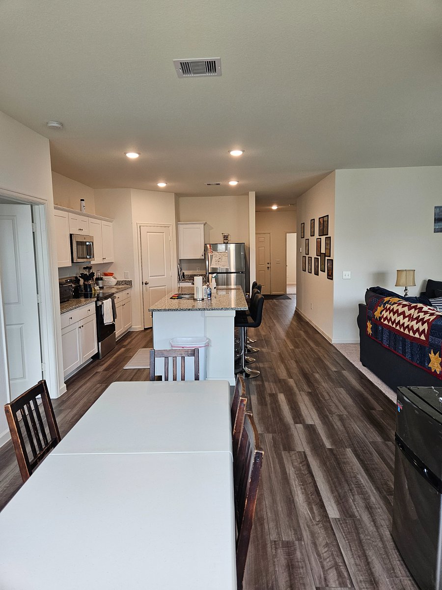Furnished Finder property 837379_1 photo 4