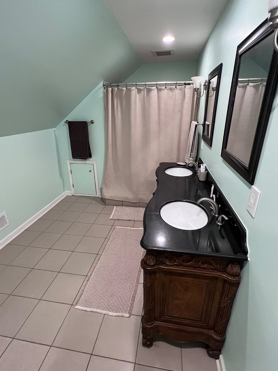 Furnished Finder property 837389_1 photo 24