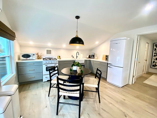 Furnished Finder property 837418_1 photo 18