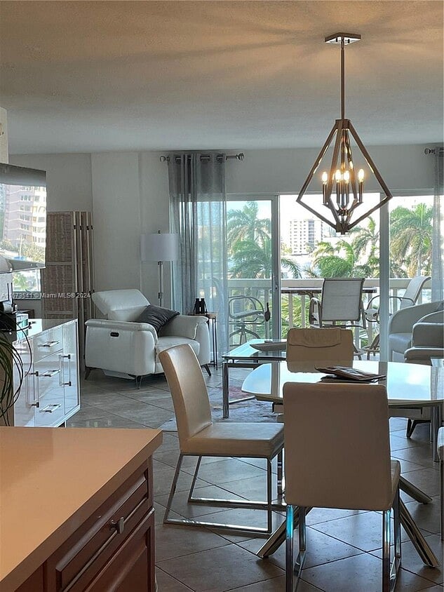 Furnished Finder property 837422_1 photo 4