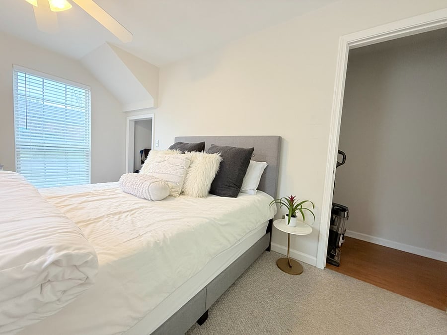 Furnished Finder property 837460_1 photo 7