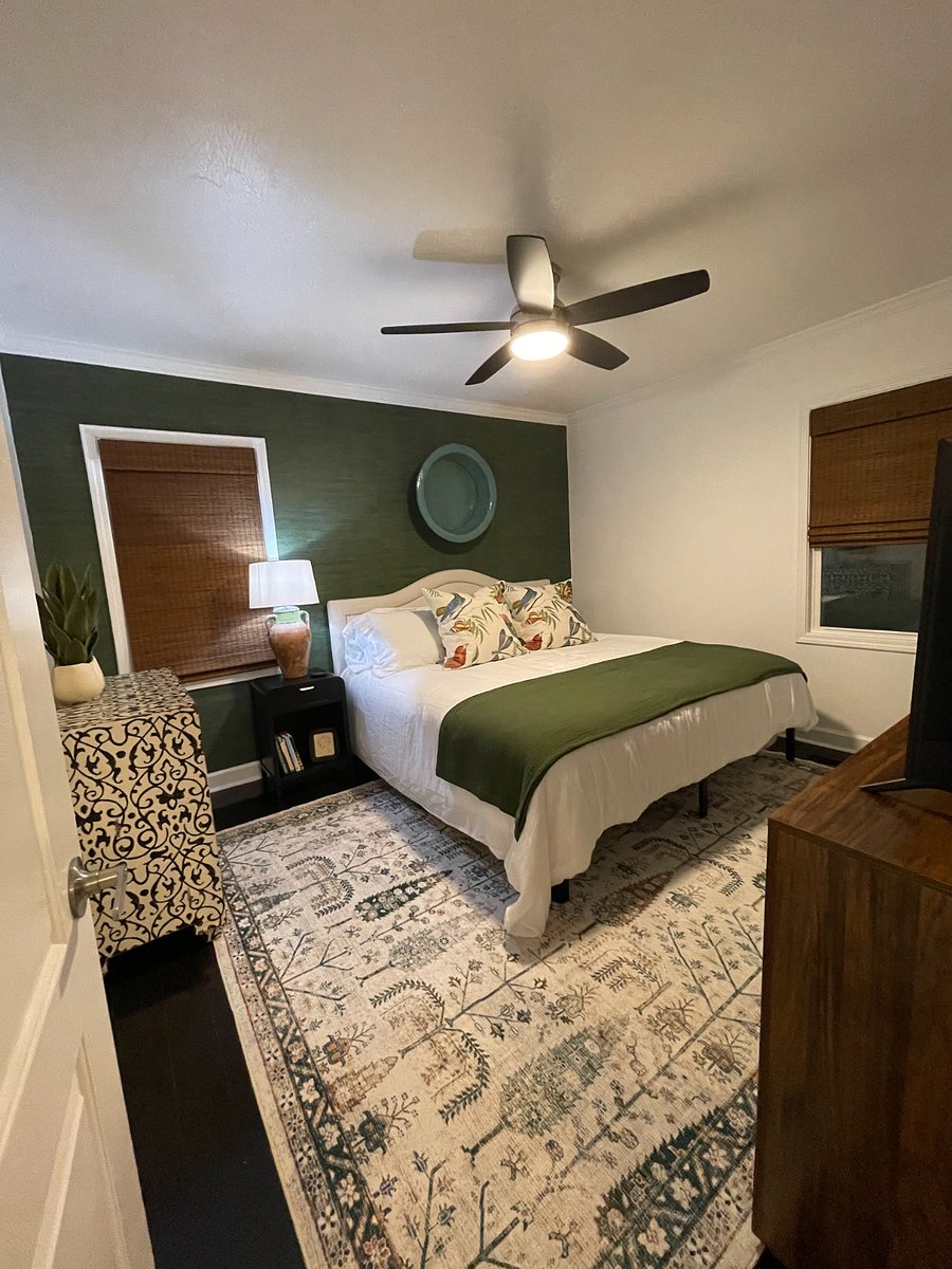 King bedroom