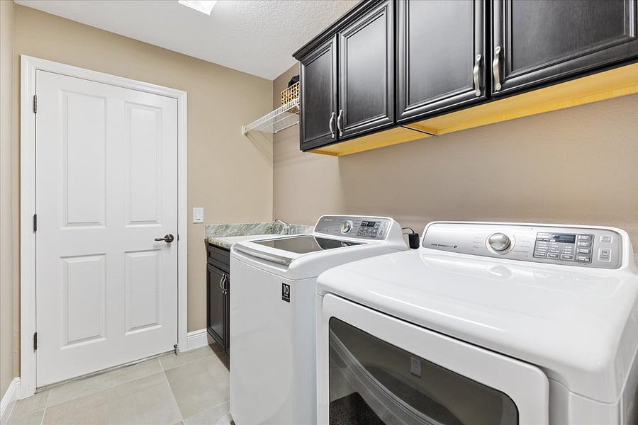 Furnished Finder property 837505_1 photo 21