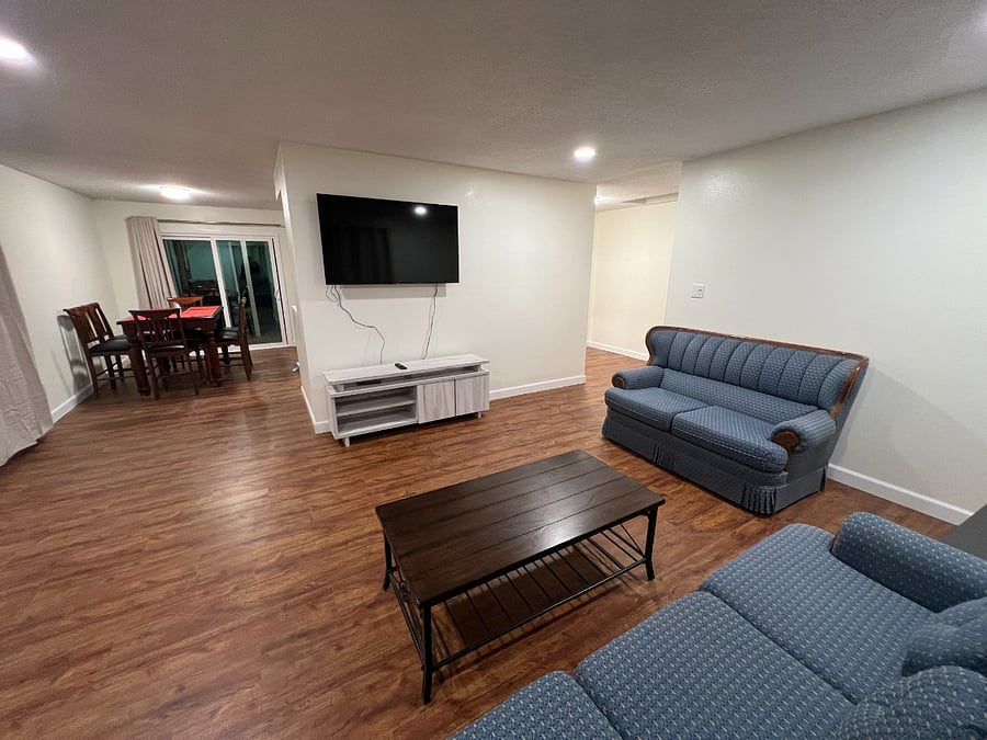 Furnished Finder property 837588_1 photo 3