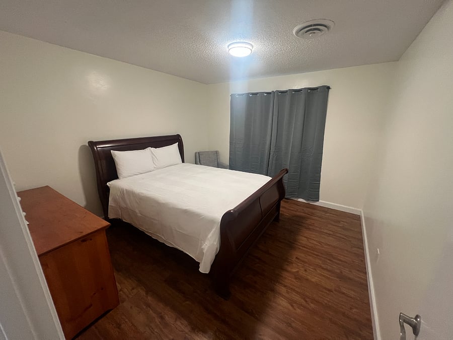 Furnished Finder property 837588_1 photo 9
