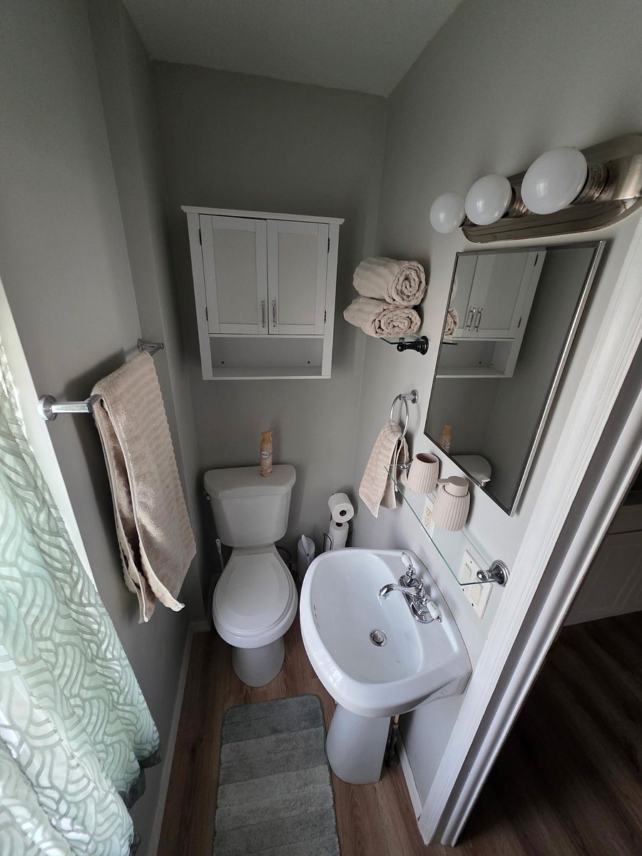 Furnished Finder property 837607_1 photo 25