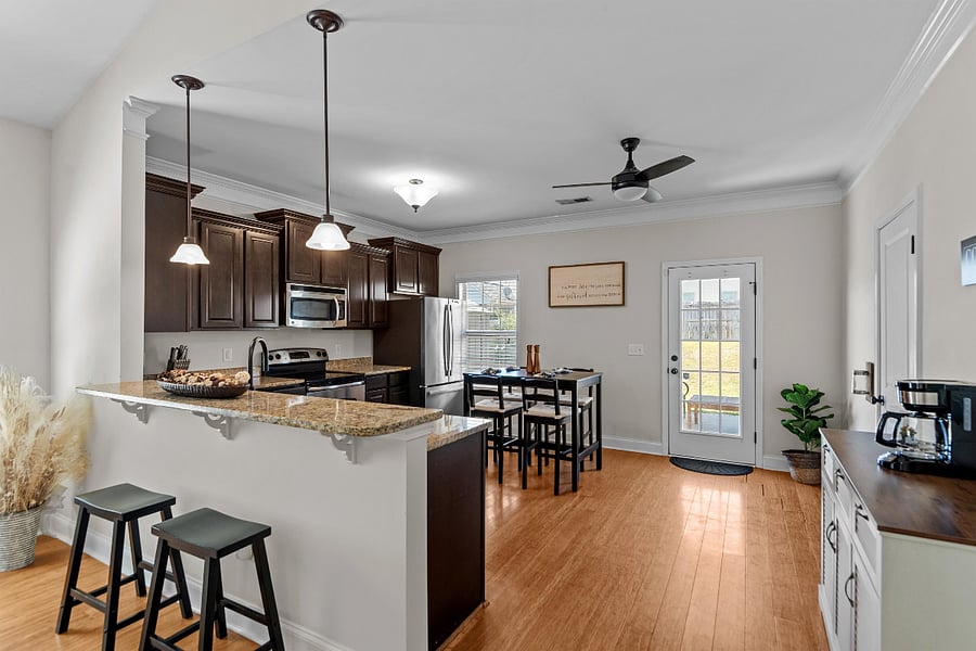Furnished Finder property 837619_1 photo 7