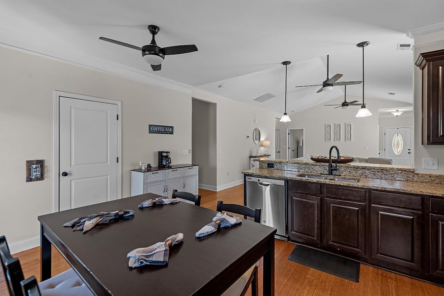 Furnished Finder property 837619_1 photo 10
