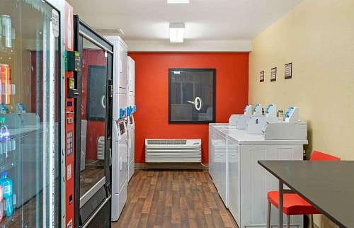 Furnished Finder property 837630_1 photo 4