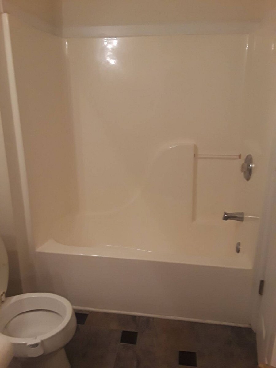 Bathtub