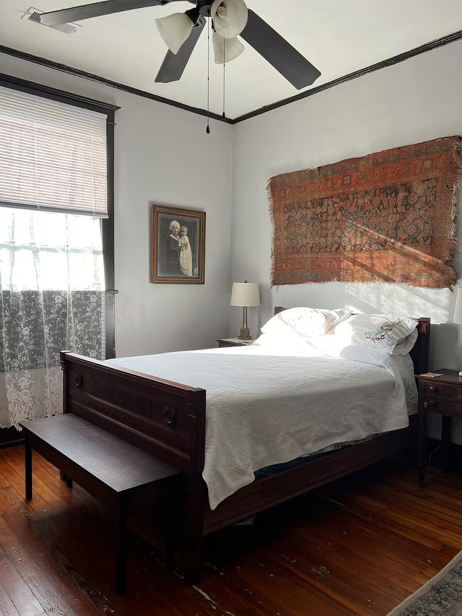 Comfortable double bed.