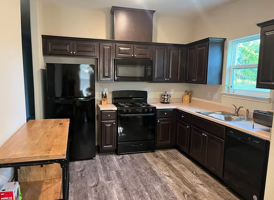 Furnished Finder property 837655_1 photo 3