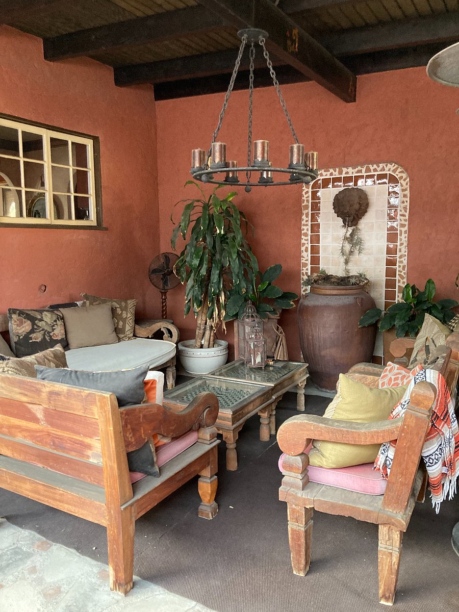 Shared outdoor living room (shared with front house guests).