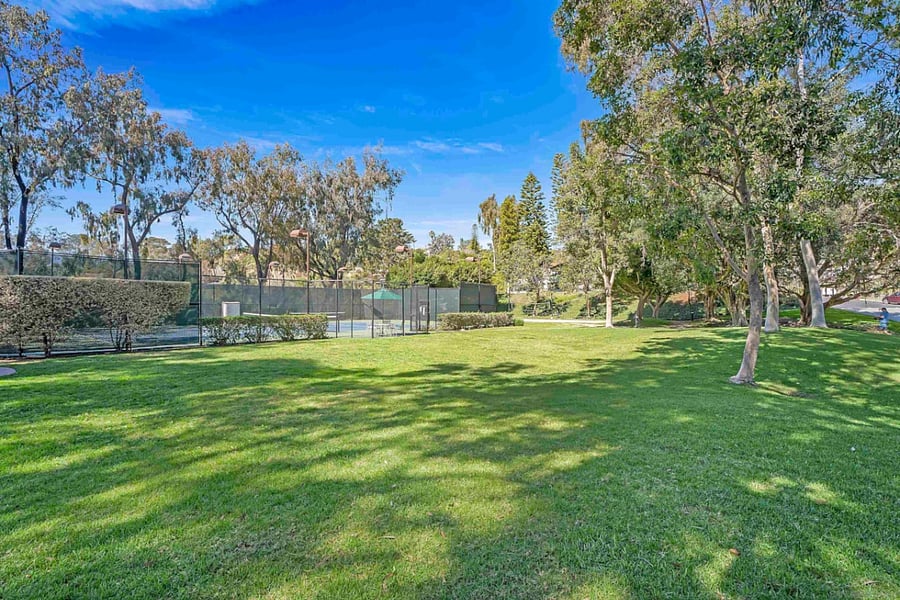 Furnished Finder property 837722_1 photo 17
