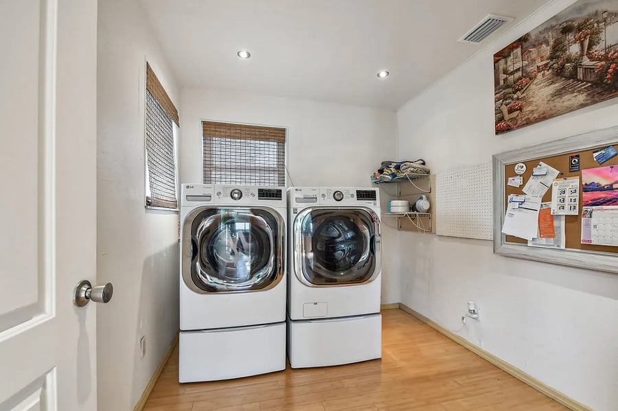 Furnished Finder property 837726_1 photo 15