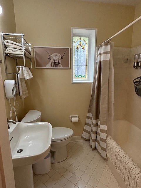 Furnished Finder property 837801_1 photo 16