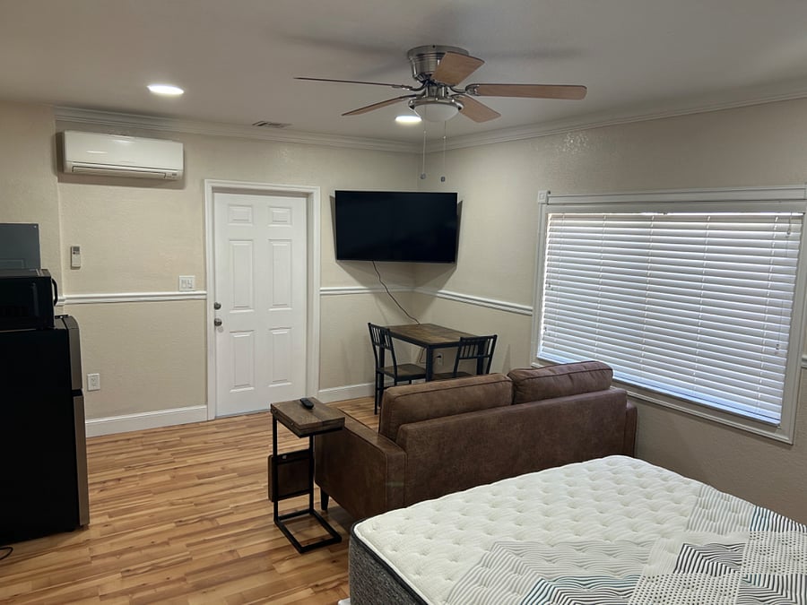 Furnished Finder property 837817_1 photo 3