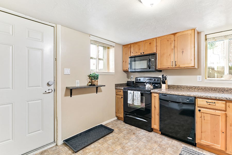 Furnished Finder property 837904_2 photo 7