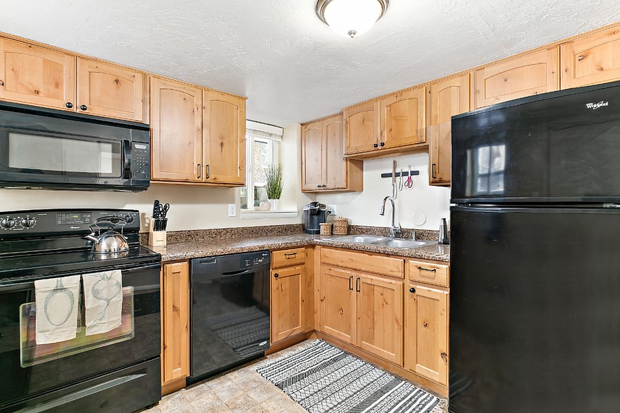 Furnished Finder property 837904_2 photo 8