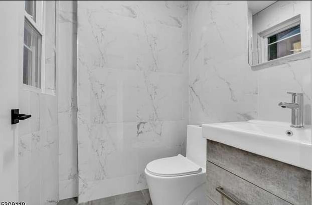 Furnished Finder property 838046_1 photo 3
