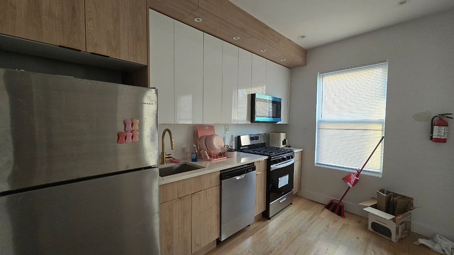 Furnished Finder property 838046_1 photo 8