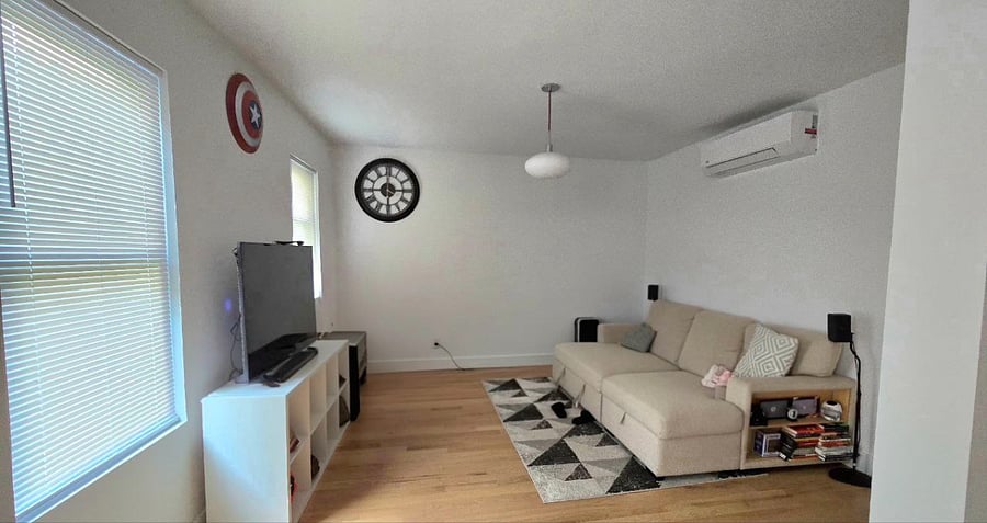 Living Room.
Features Pull-Out couch and TV.
Decorations and Furniture May Vary