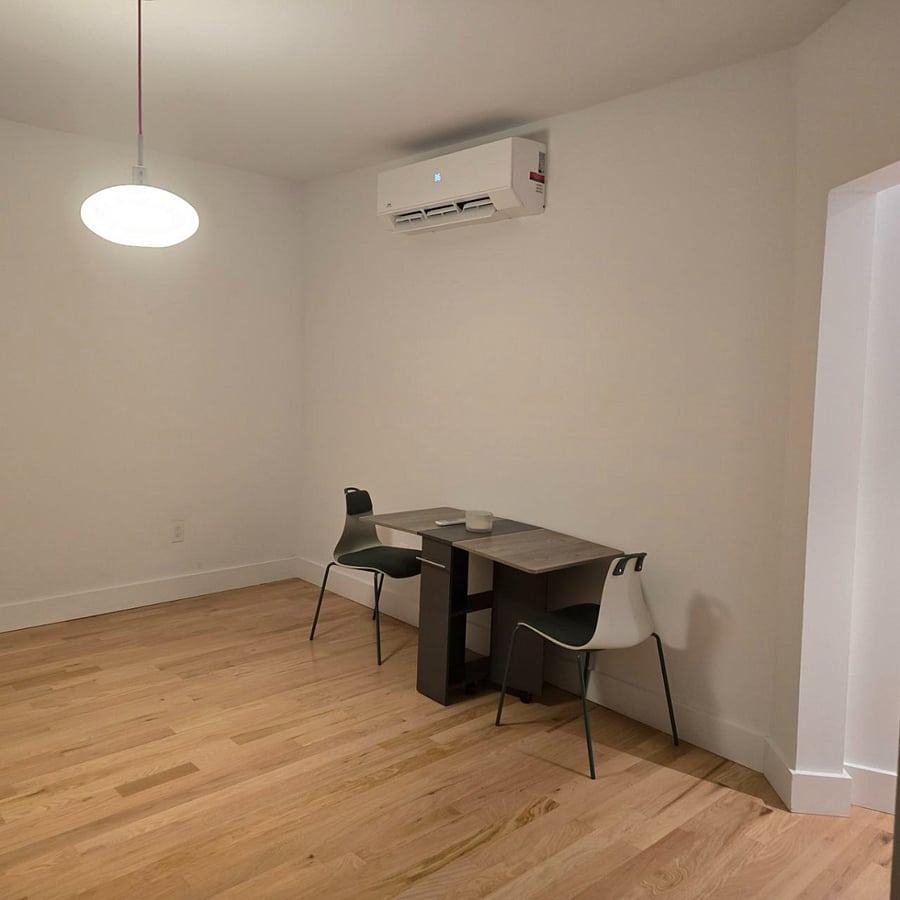 4 bed 1.5 bath unit
