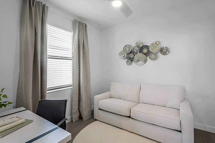 Furnished Finder property 838101_1 photo 9