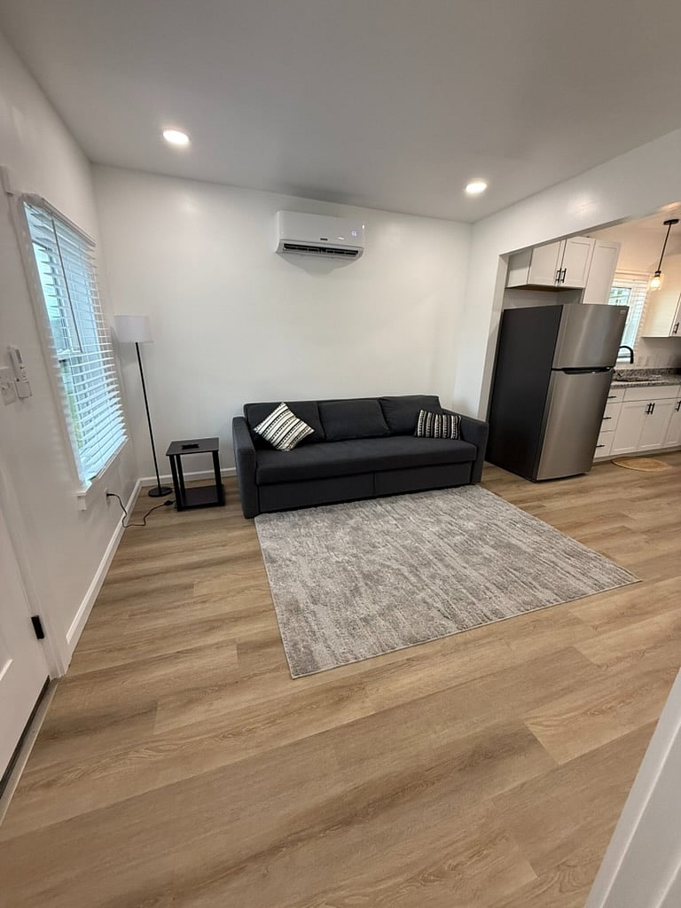 Furnished Finder property 838120_1 photo 8