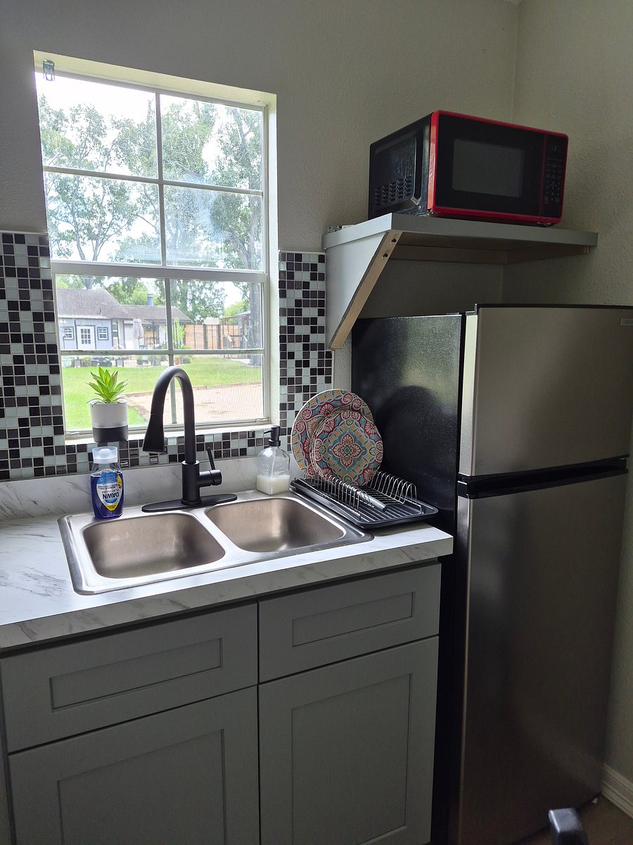 Furnished Finder property 838129_1 photo 9