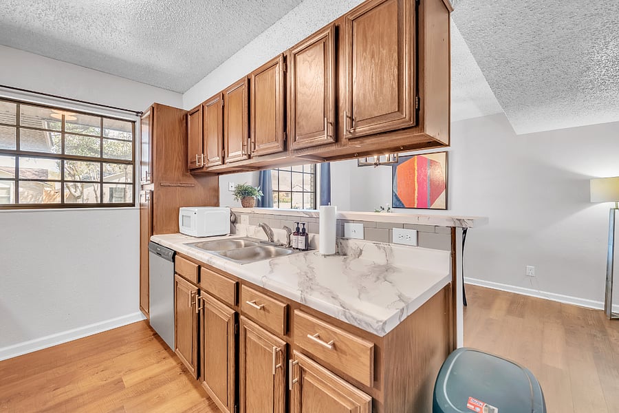 Furnished Finder property 838135_1 photo 8