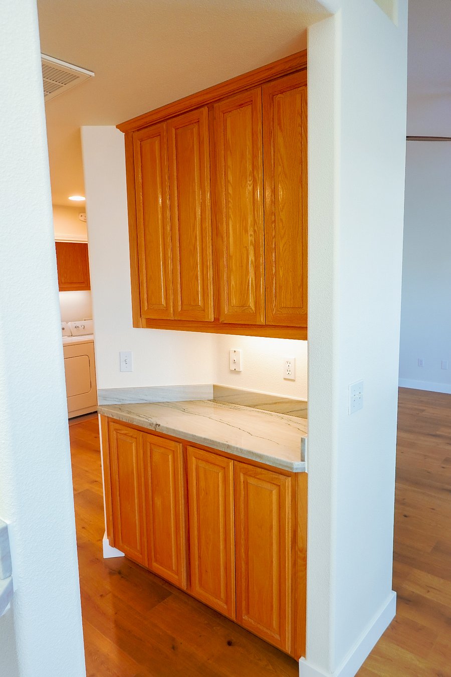 Furnished Finder property 838200_1 photo 8