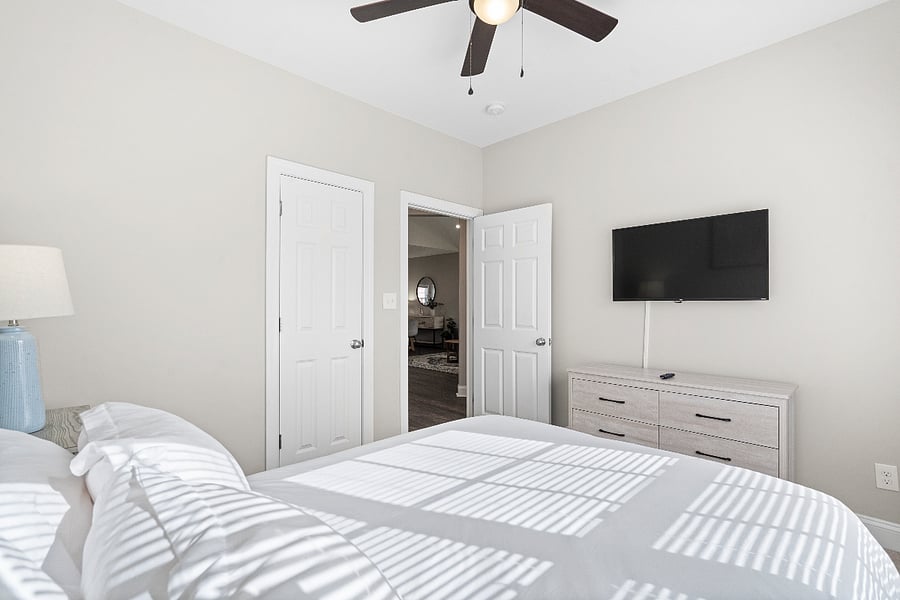 Furnished Finder property 838235_1 photo 17