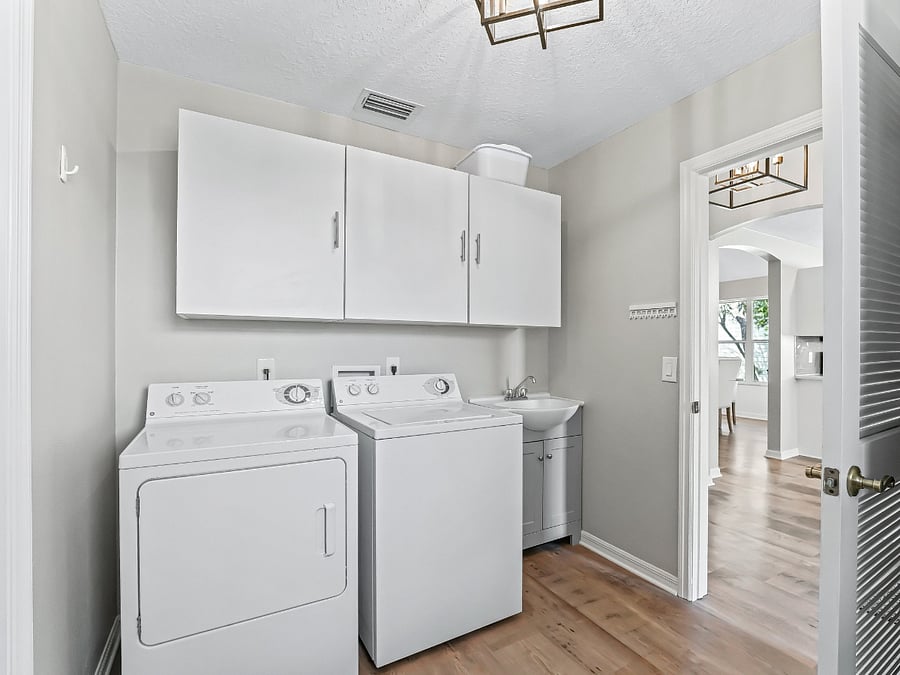 Furnished Finder property 838266_1 photo 23