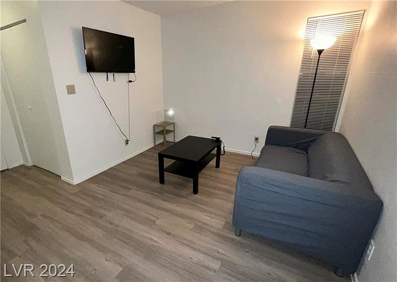 Furnished Finder property 838322_1 photo 4