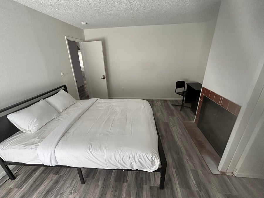 Furnished Finder property 838322_1 photo 23