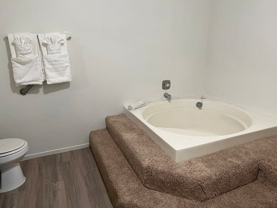 Furnished Finder property 838322_2 photo 41