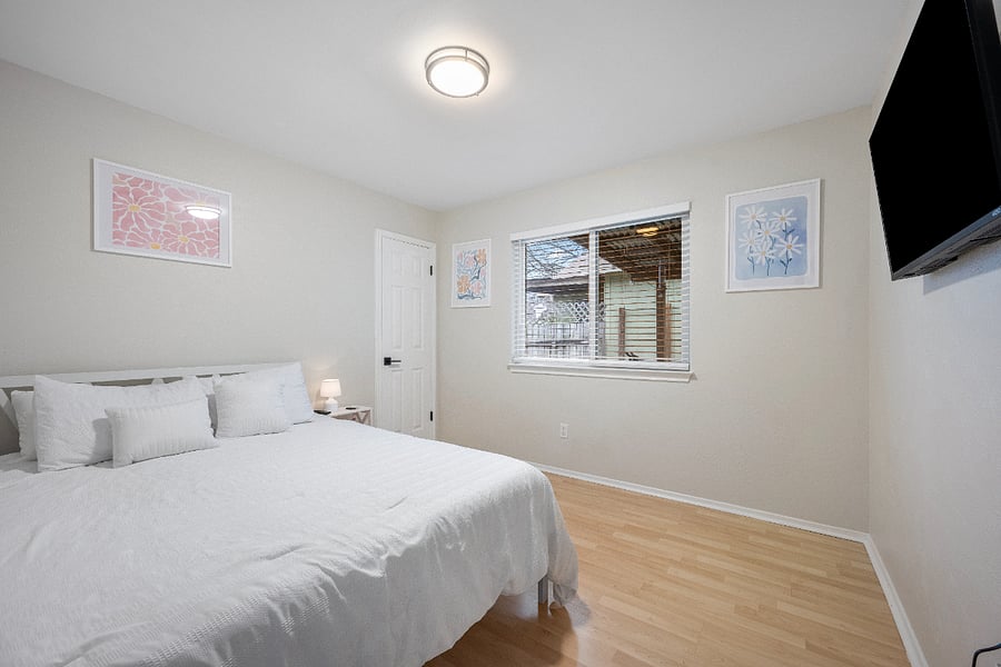 Furnished Finder property 838346_1 photo 35
