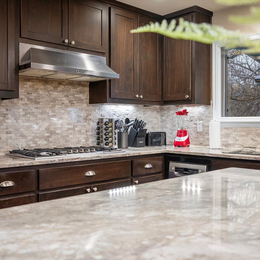 Kitchen with everything you need to cook a great meal!