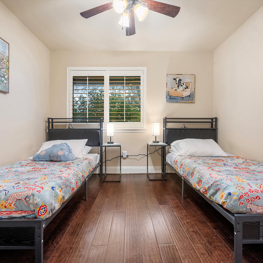 Two twin bedroom