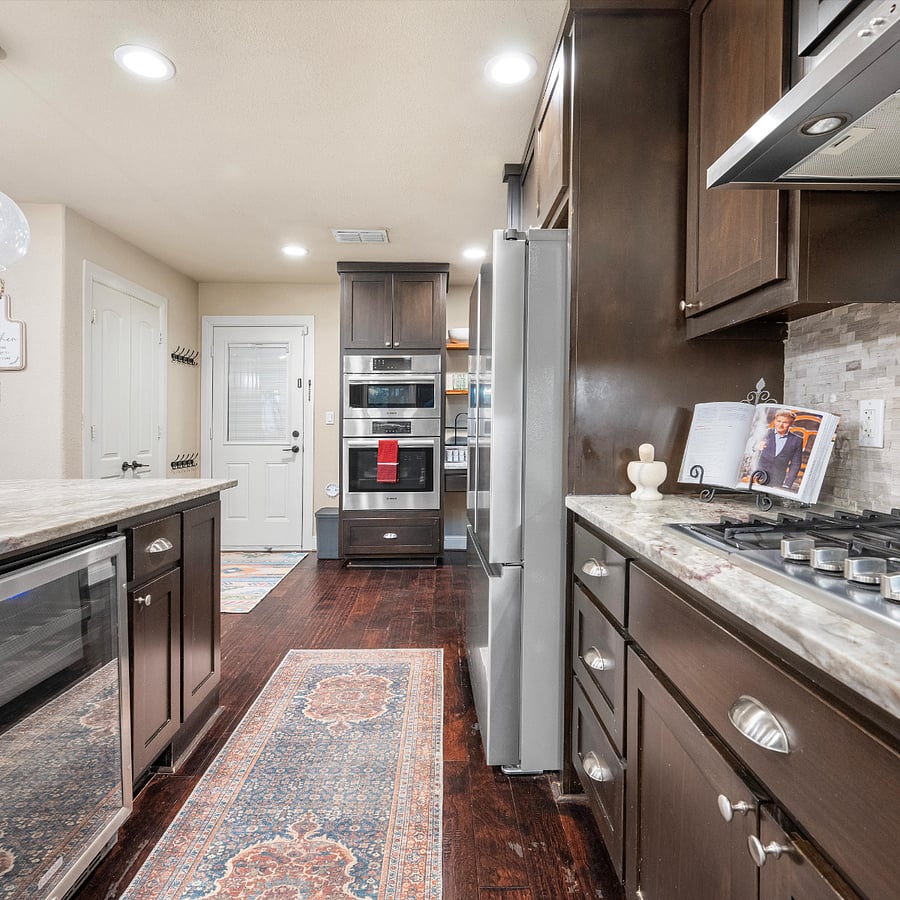 Kitchen with dual ovens