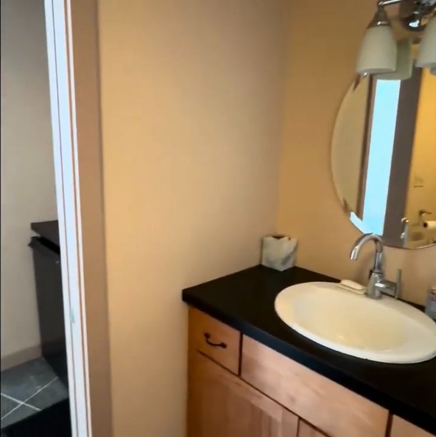 Furnished Finder property 838564_2 photo 10