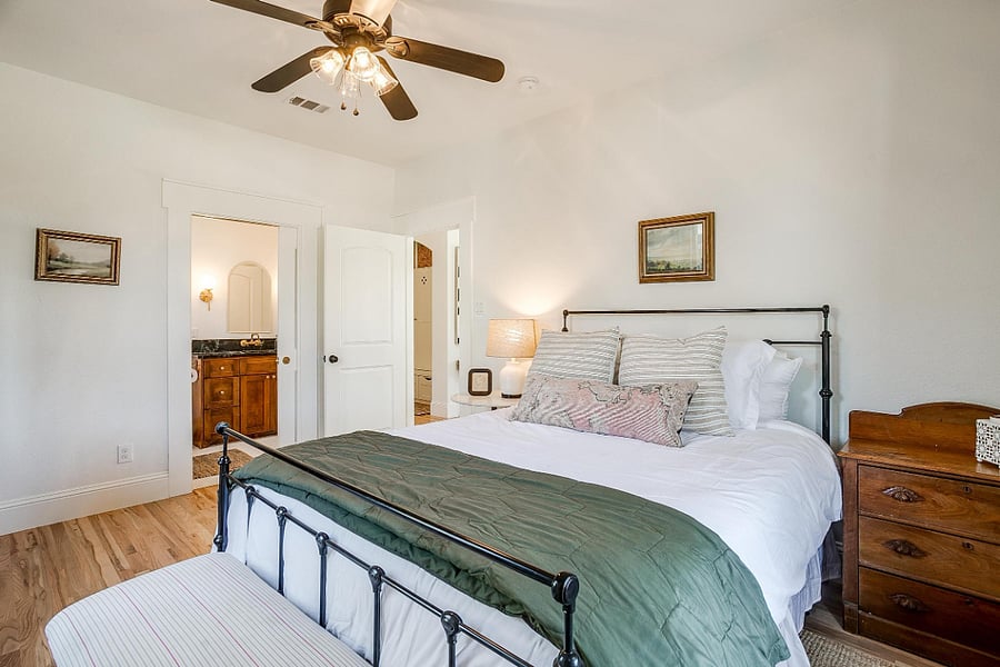 Furnished Finder property 838596_1 photo 28