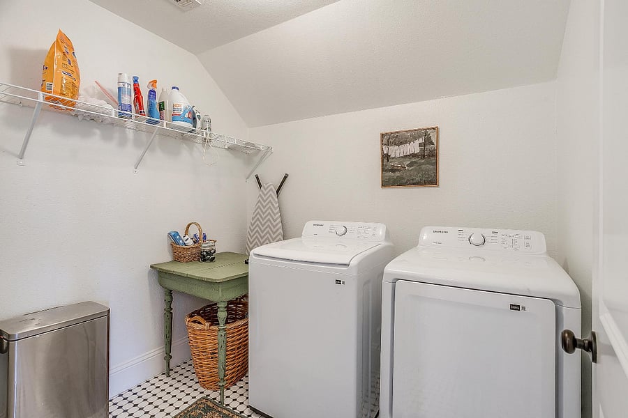 Furnished Finder property 838596_1 photo 32