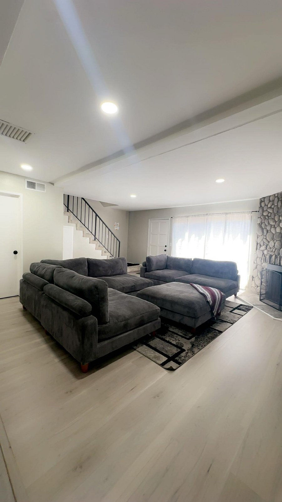 Furnished Finder property 838654_1 photo 18