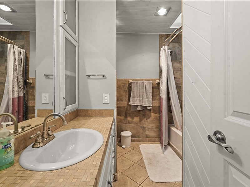 Furnished Finder property 838685_1 photo 3