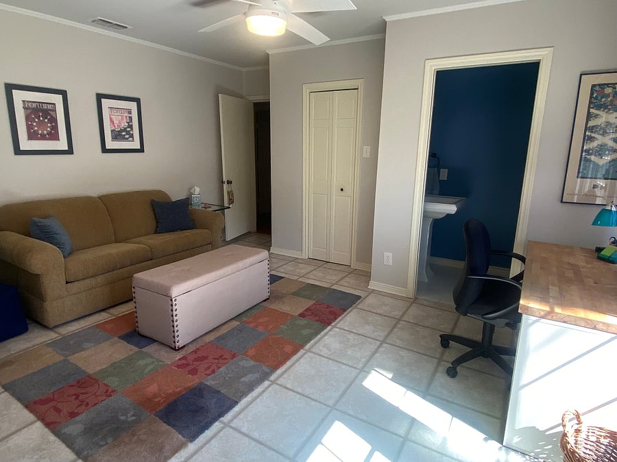 Office/2nd living area