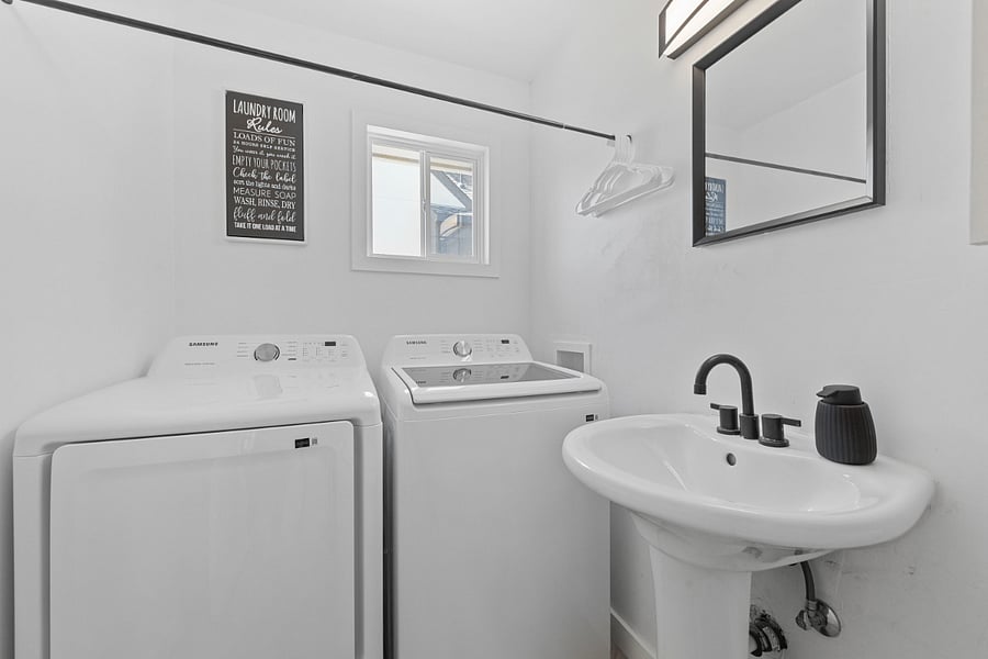 Furnished Finder property 838753_1 photo 36